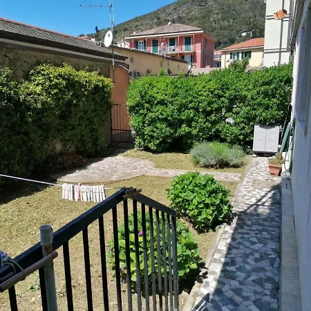 Appartamento Appartamento Con Giardino Levanto